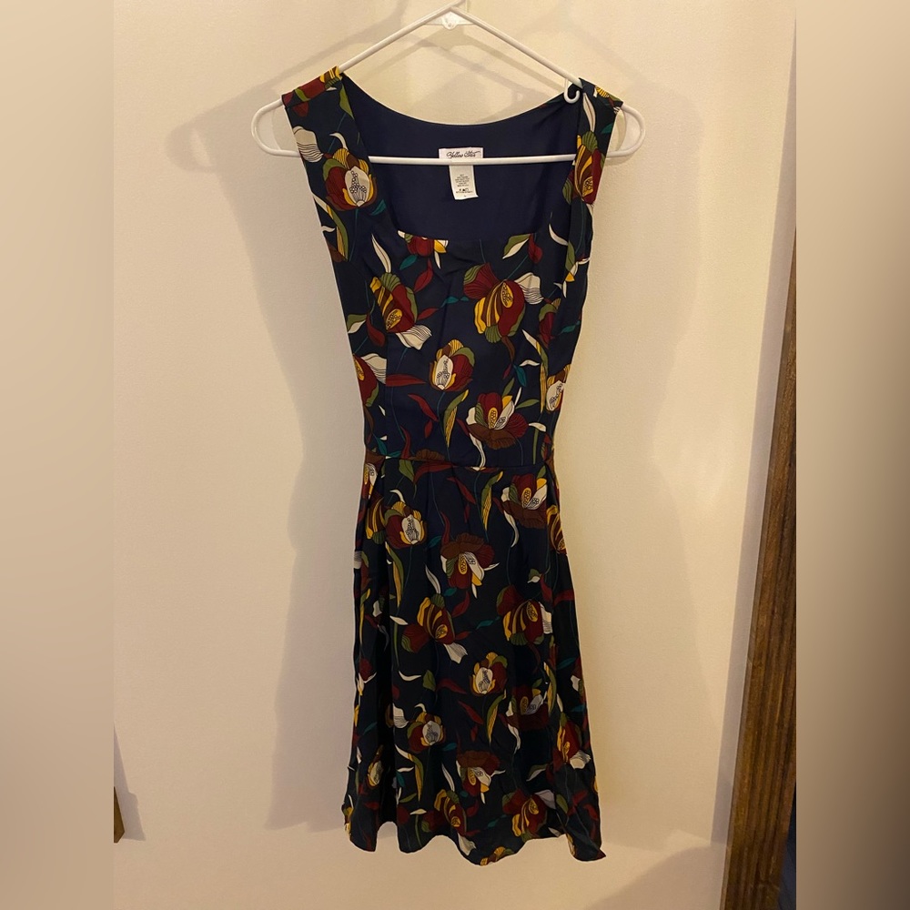 Floral Print Tie Back Dress